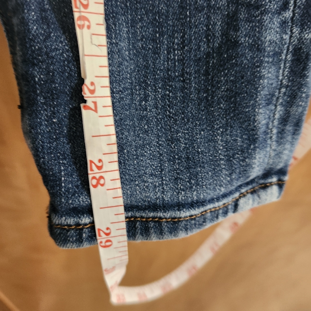 Fidelity Denim Women's Classic Blue Jeans. Size 26. - Picture 9 of 14